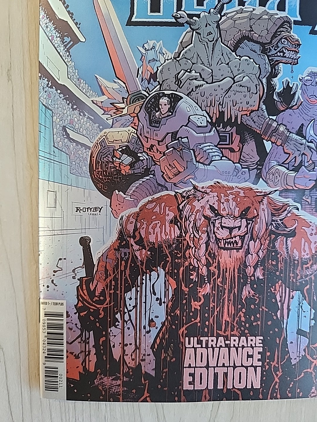 INVINCIBLE UNIVERSE BATTLE BEAST #2 Ultra-Rare Advance Edition Blind Bag Foil