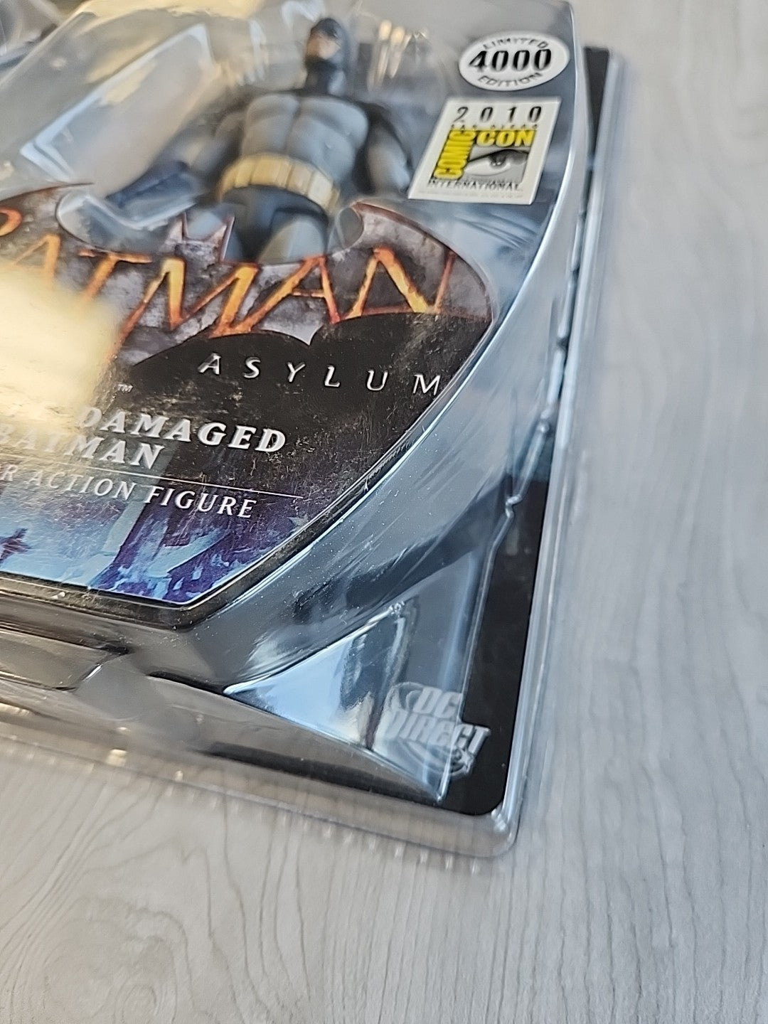 DC Direct Arkham Asylum Battle-Damaged BATMAN SDCC Exclusive Action Figure NIB