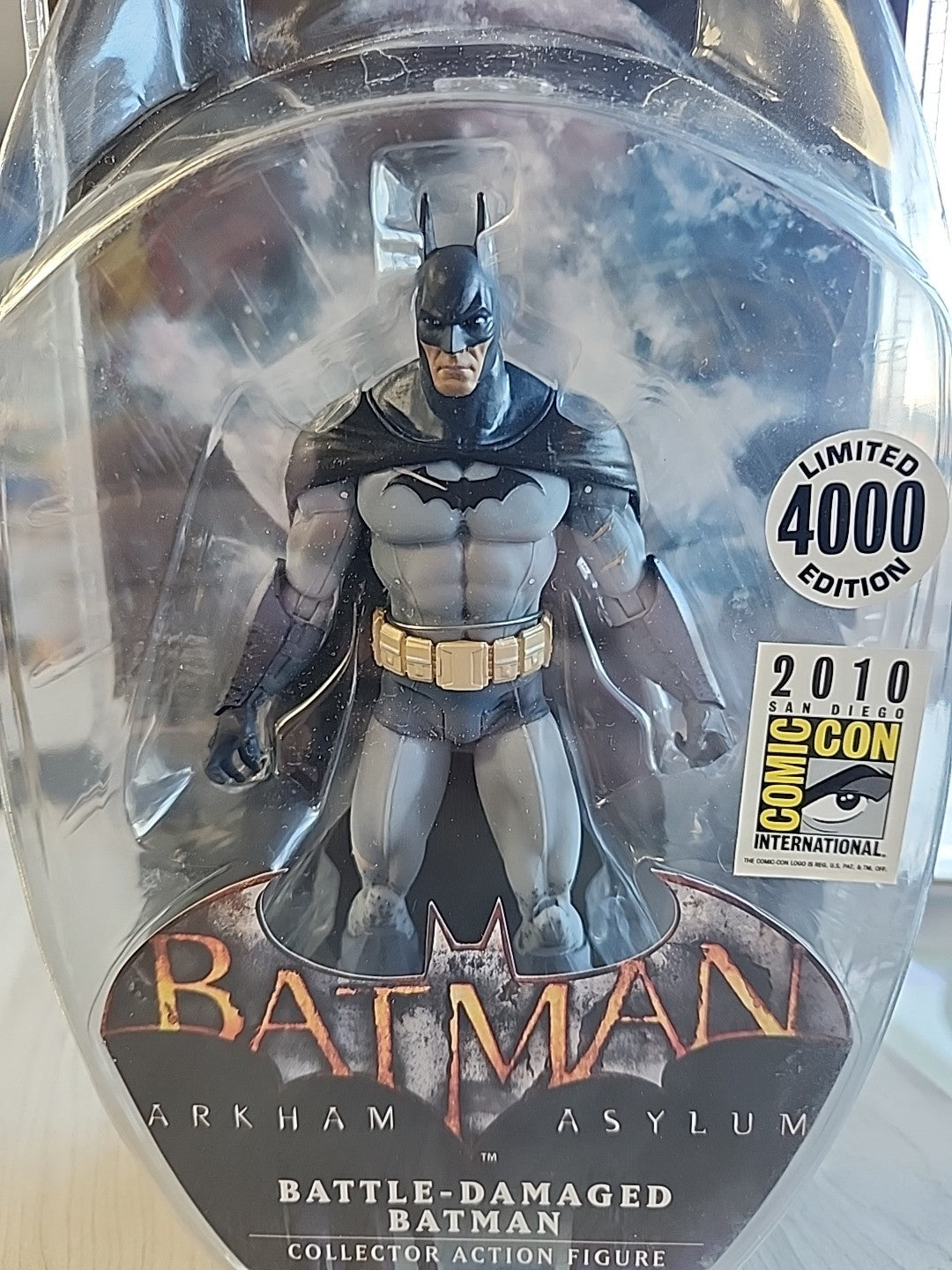 DC Direct Arkham Asylum Battle-Damaged BATMAN SDCC Exclusive Action Figure NIB