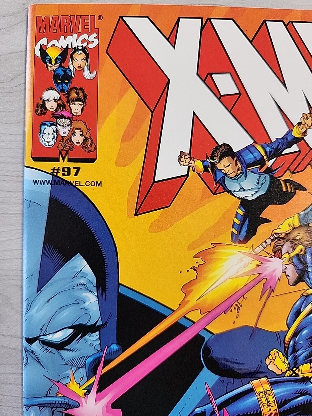 X-Men # 97 2000 Variant Connecting Cover Yu Apocalypse
