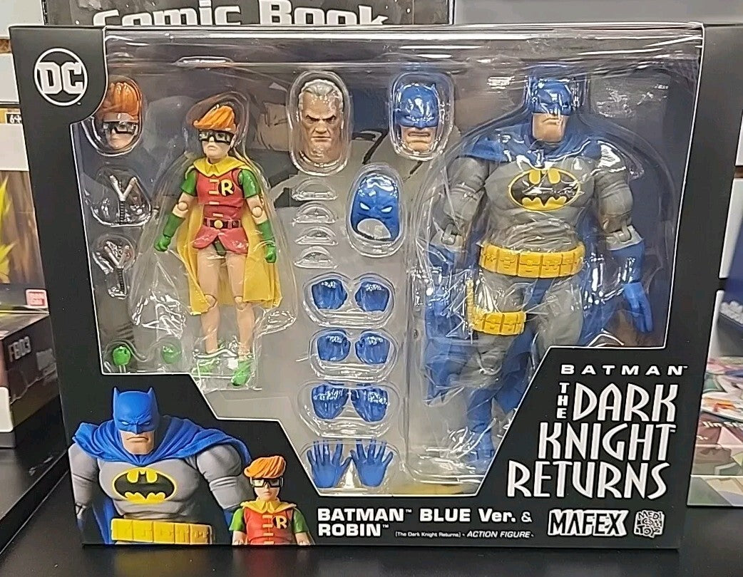 MAFEX No.139 Batman Blue Version & Robin The Dark Knight Returns Complete New