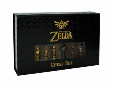 LEGEND OF ZELDA CHESS SET