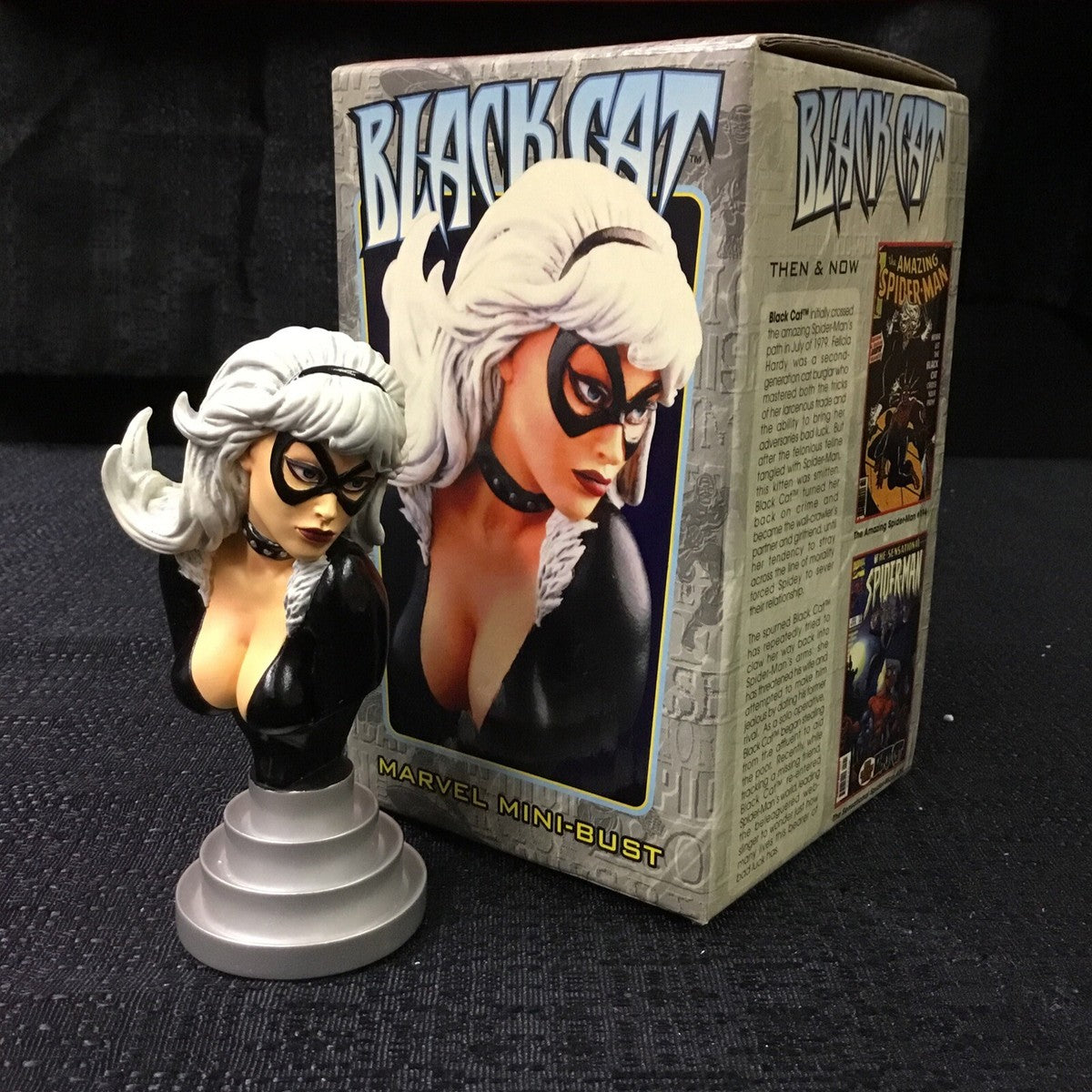 BOWEN DESIGNS BLACK CAT MINI BUST