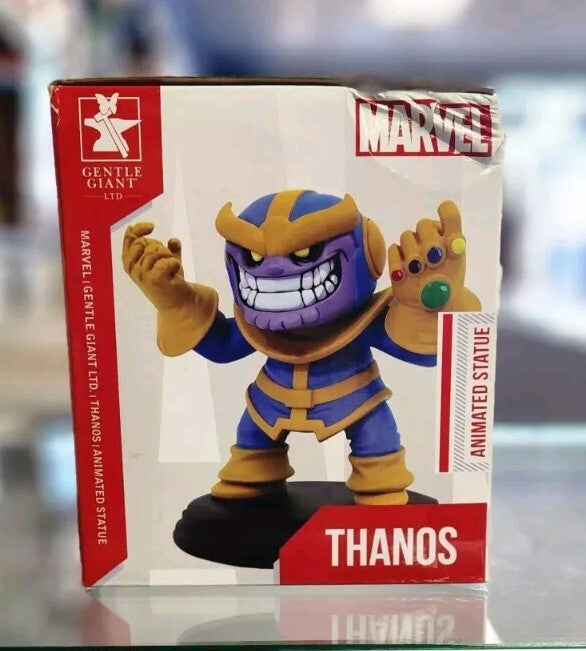 Thanos w/ Infinity Gauntlet Gentle Giant Limited To 3000 Pieces Animated Statue