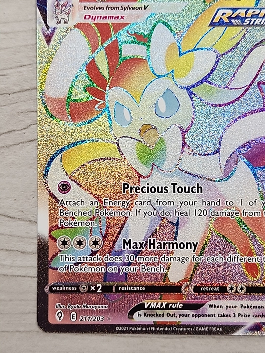 Sylveon VMAX Rainbow Rare 211/203 Pokemon SWSH Evolving Skies NM