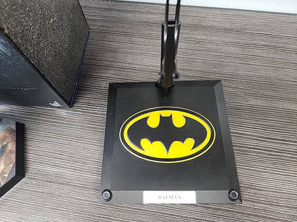 Hot Toys DC MMS692 1989 Keaton Batman 2.0 1/6 Figure