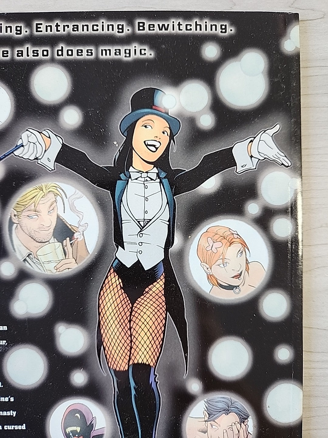 ZATANNA: EVERYDAY MAGIC ONE-SHOT VERTIGO/DC 2003 BOLLAND COVER 1st Printing NM