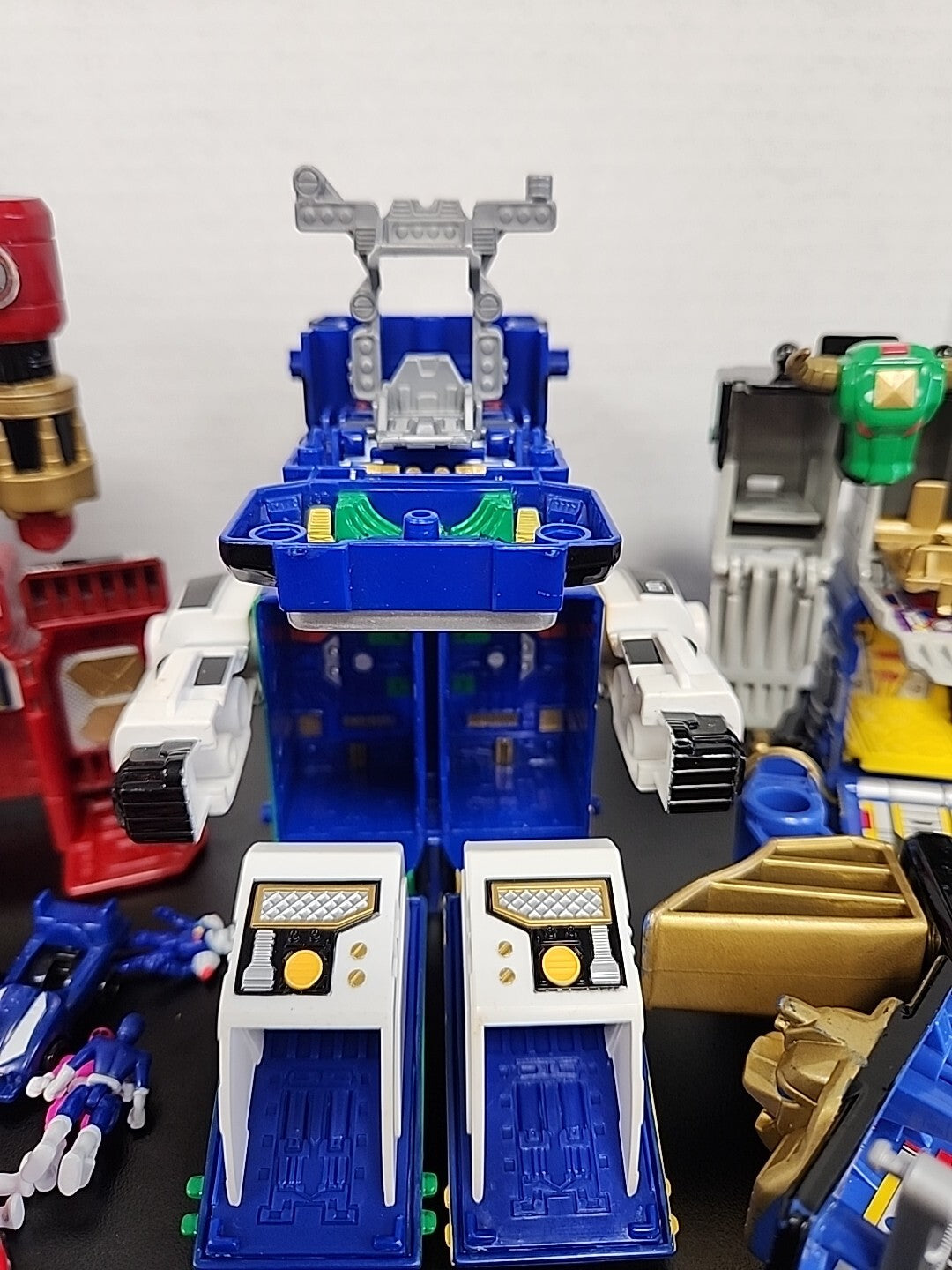 Power Rangers Turbo micro playset Megazord Zeo Red And More Lots Of Extras