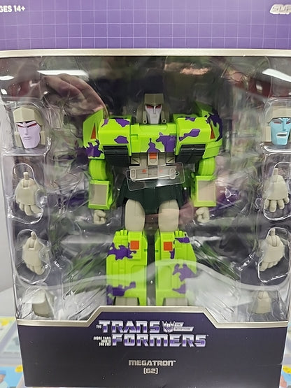 Super7 Transformers ULTIMATES! Wave 3 Megatron [G2] Action Figure Sealed New