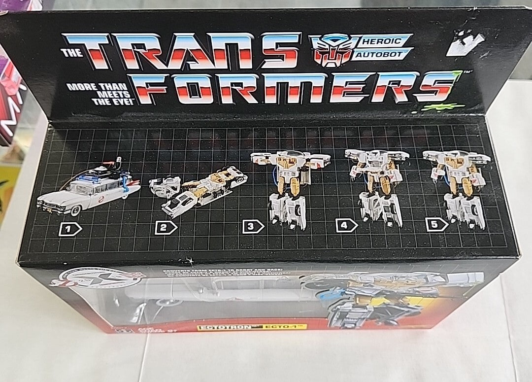 Hasbro Transformers Generations Transformers Collaborative: Ghostbusters Sealed