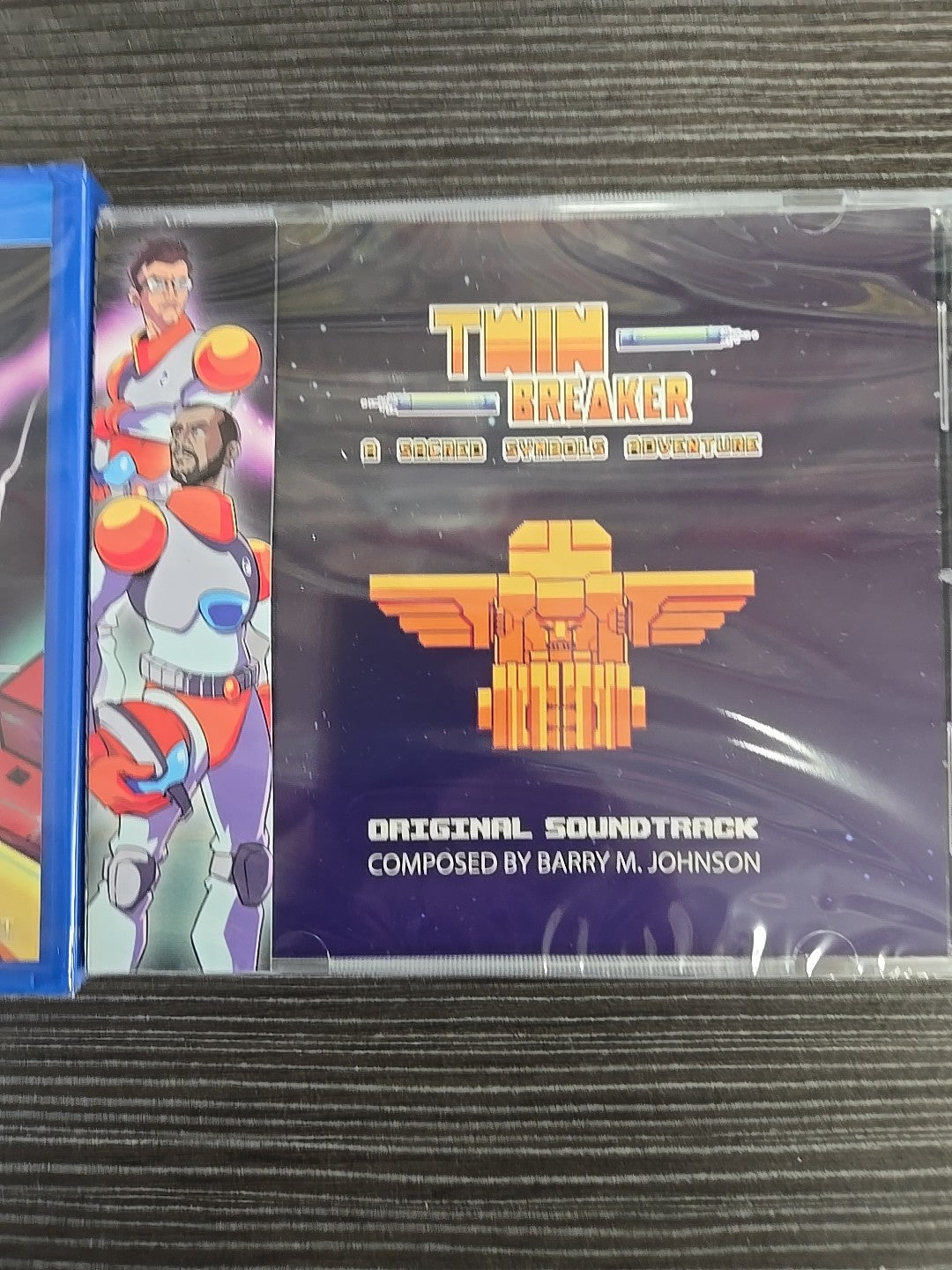 Twin Breaker: A Sacred Symbols Adventure (PlayStation Vita) - CIB Complete