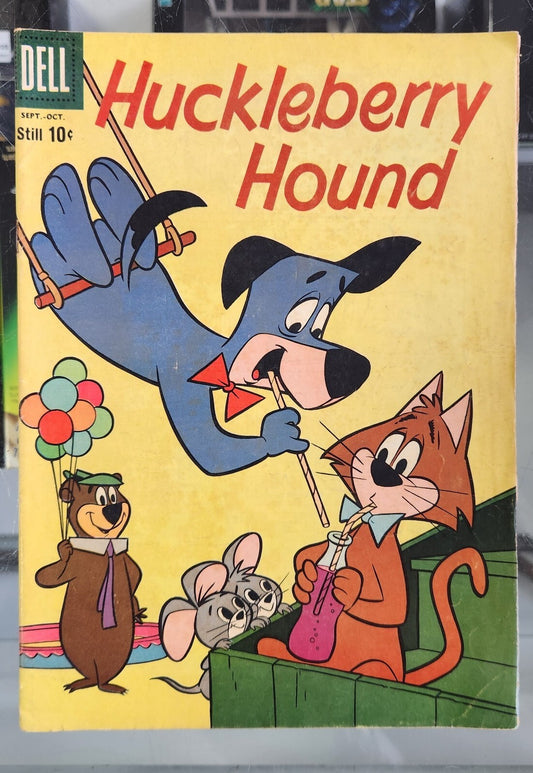Huckleberry Hound 7, Yogi Bear cover. 10 cent Silver Age Lower Gold Key 1960