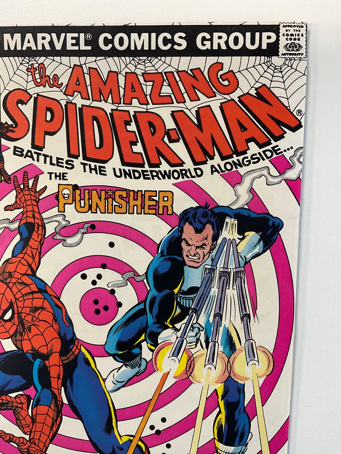 AMAZING SPIDER-MAN (1963) #201 VF- 7.5 PUNISHER