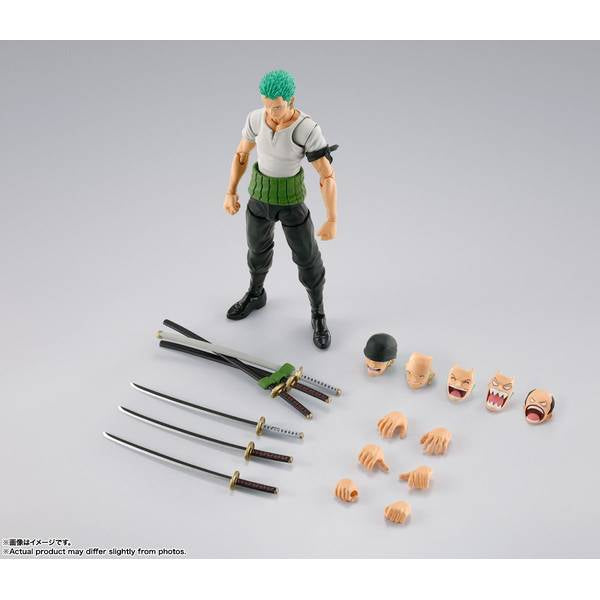 S.H.FIGUARTS RORONOA ZORO ROMANCE DAWN