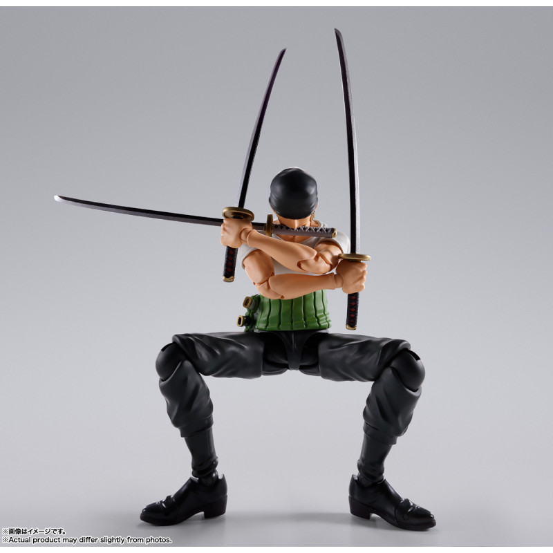 S.H.FIGUARTS RORONOA ZORO ROMANCE DAWN