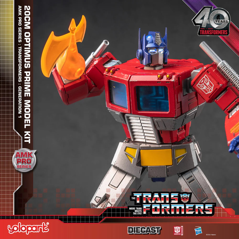 TRANSFORMERS: GEN 1 20CM DIECAST OPTIMUS PRIME MODEL KIT