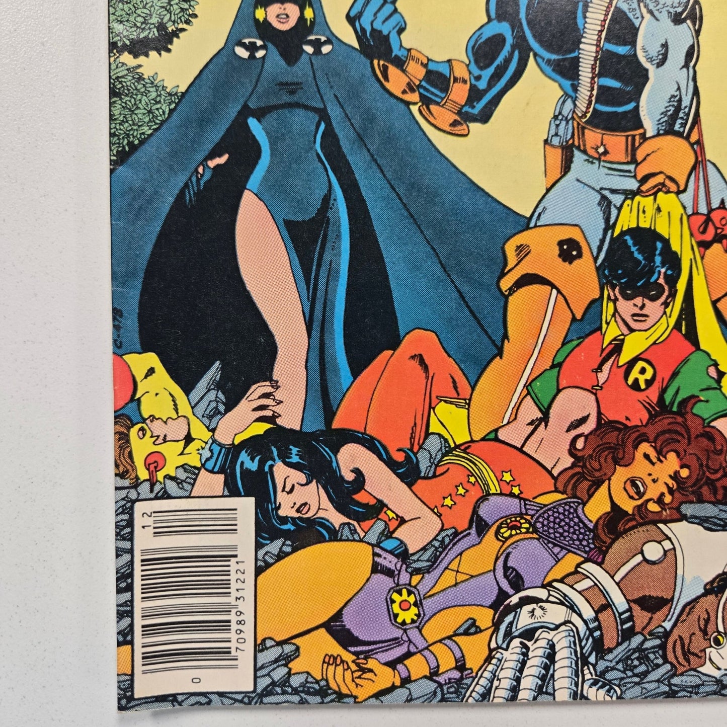 New Teen Titans (1980) 002 VF - 1st app. Of Deathstroke - Infinite Collectibles