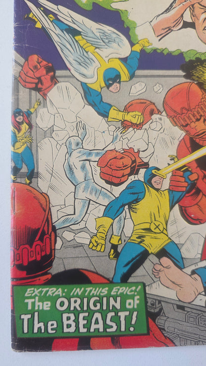 Uncanny X-Men (1963) #15 "Prisoners of the Mysterious Master Mold" 1st Appearance of Master Mold, Origin of Beast, 2nd Sentinels