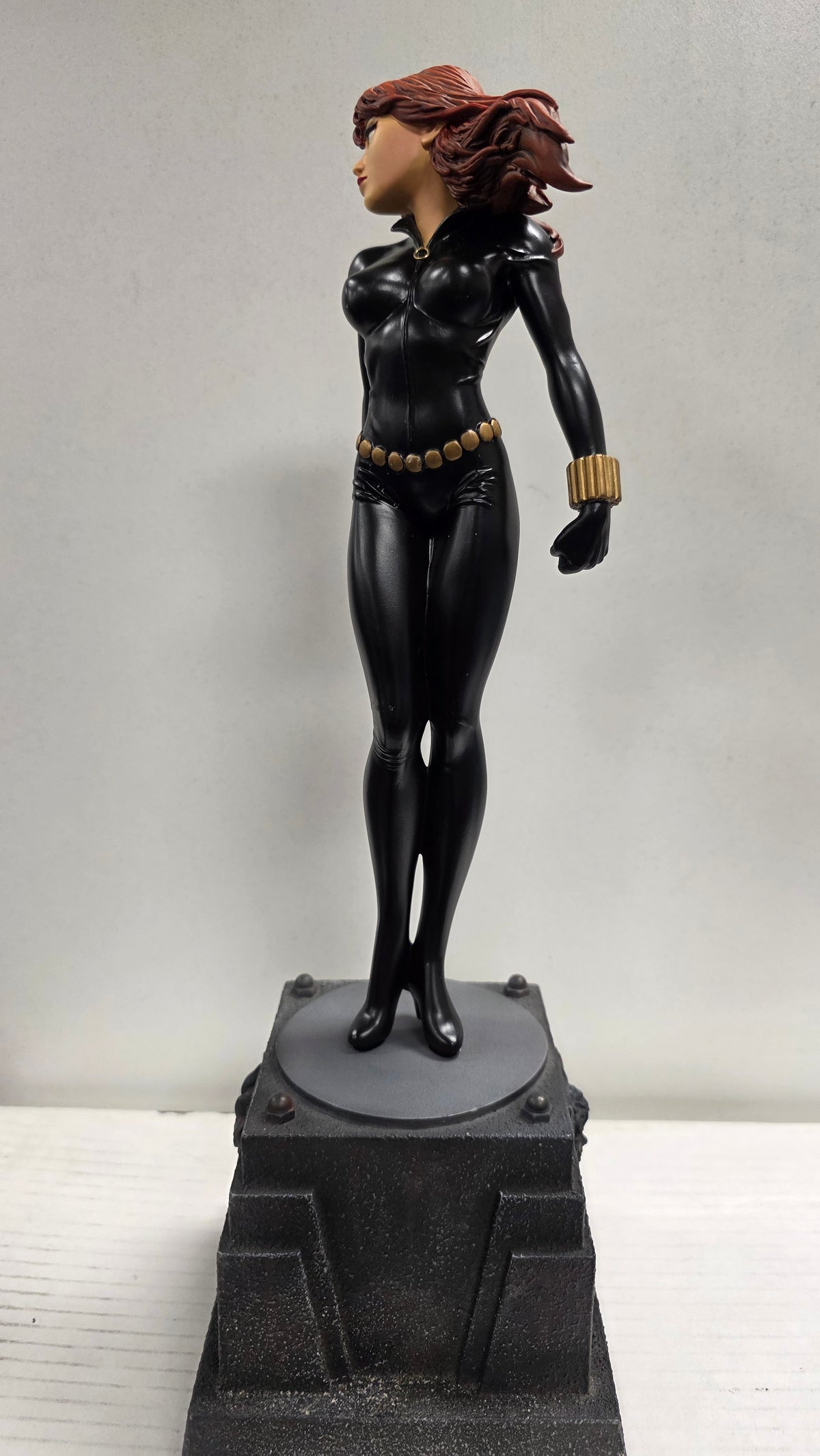 BOWEN DESIGNS BLACK WIDOW PAINTED STATUE