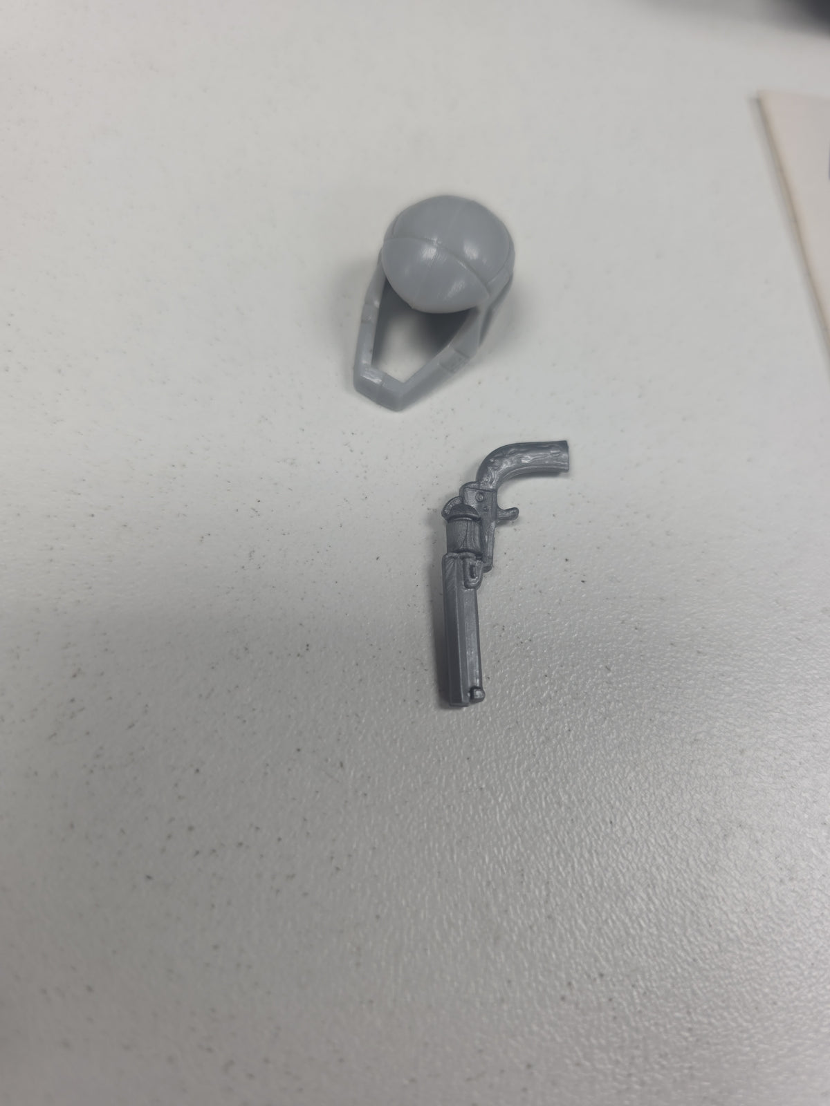 GI JOE VINTAGE 1987 PERSUADER COMPLETE W/BACKSTOP