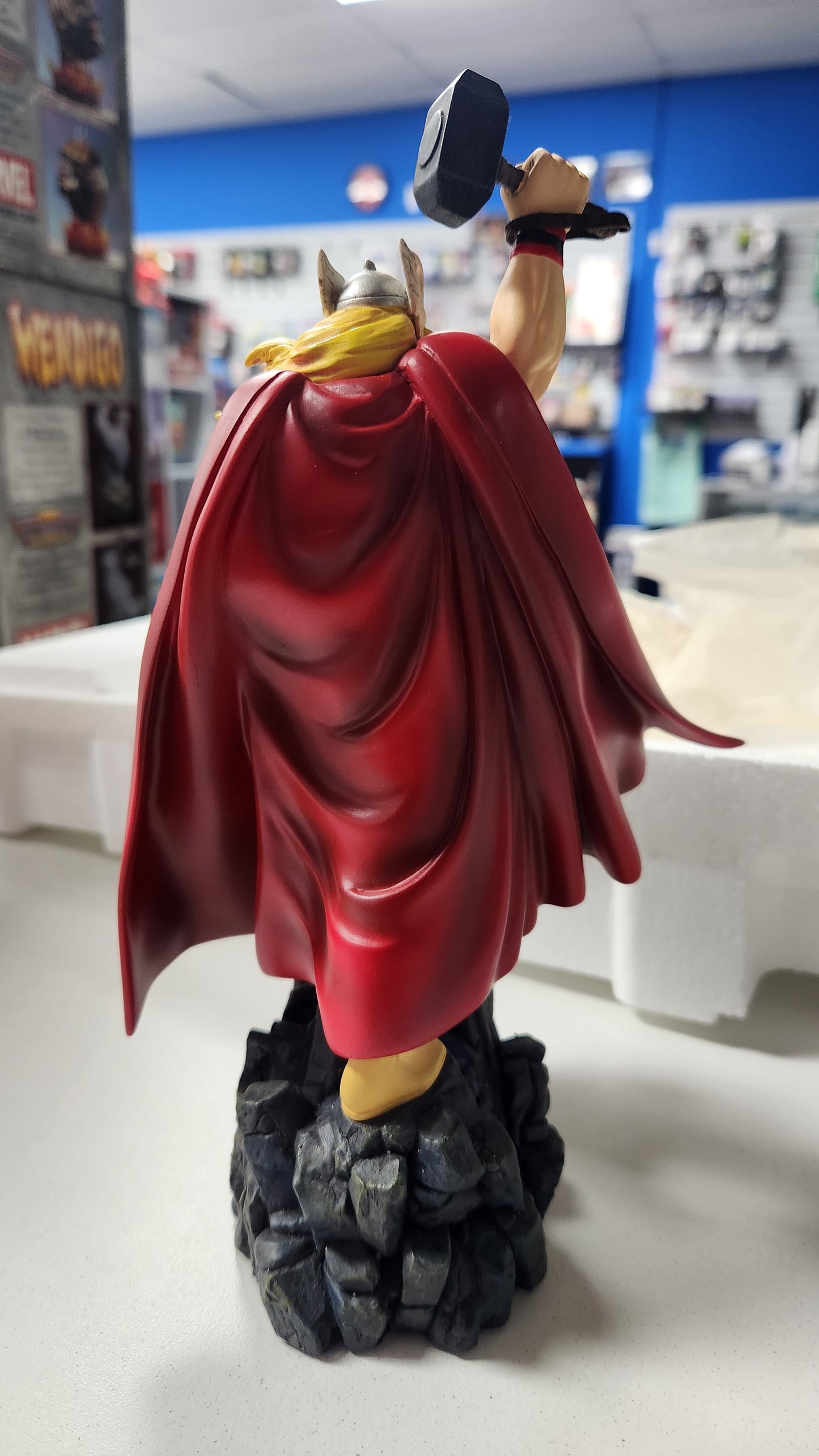 BOWEN DESIGNS THOR MINI-STATUE #761/5500