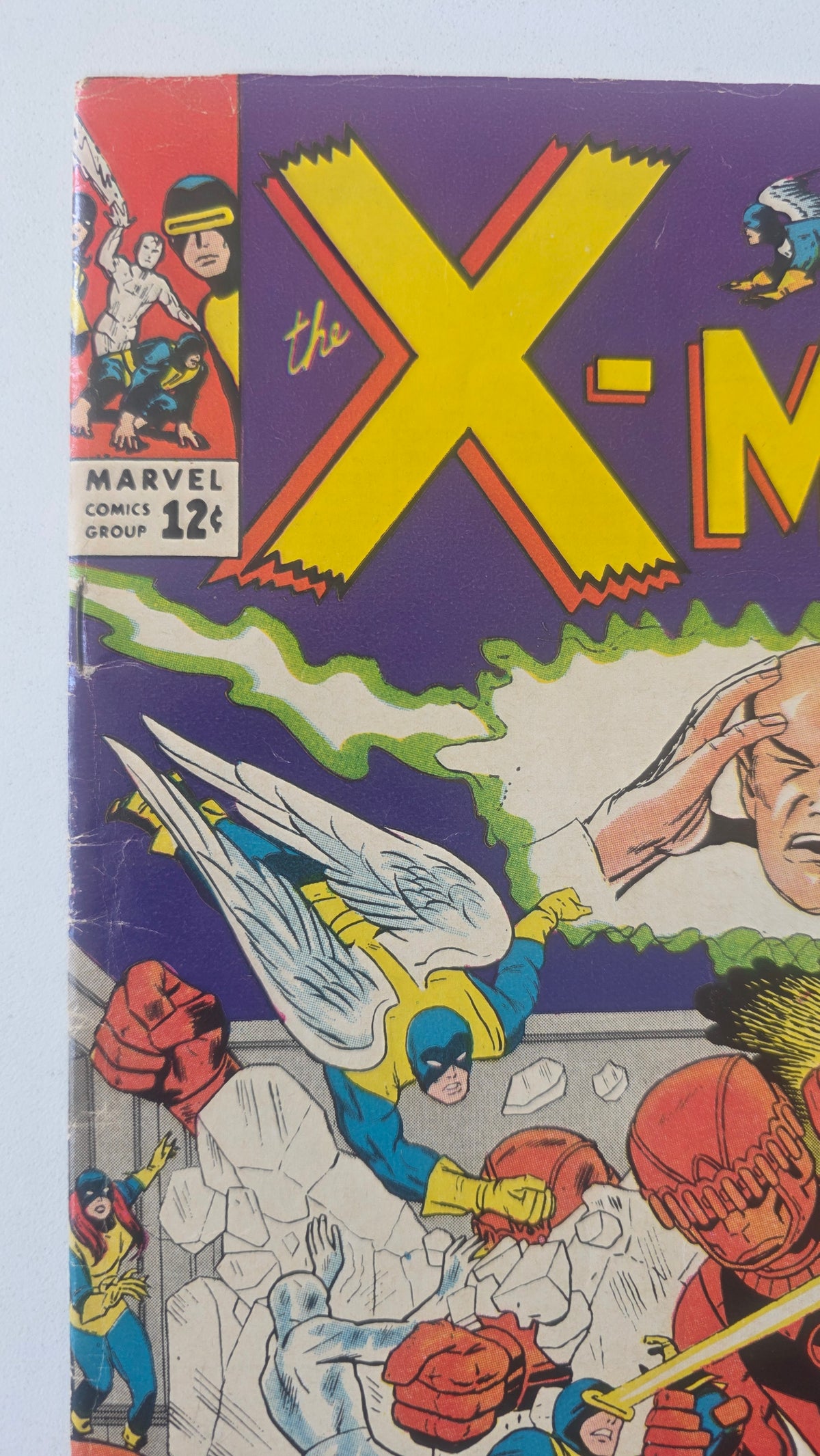 Uncanny X-Men (1963) #15 "Prisoners of the Mysterious Master Mold" 1st Appearance of Master Mold, Origin of Beast, 2nd Sentinels