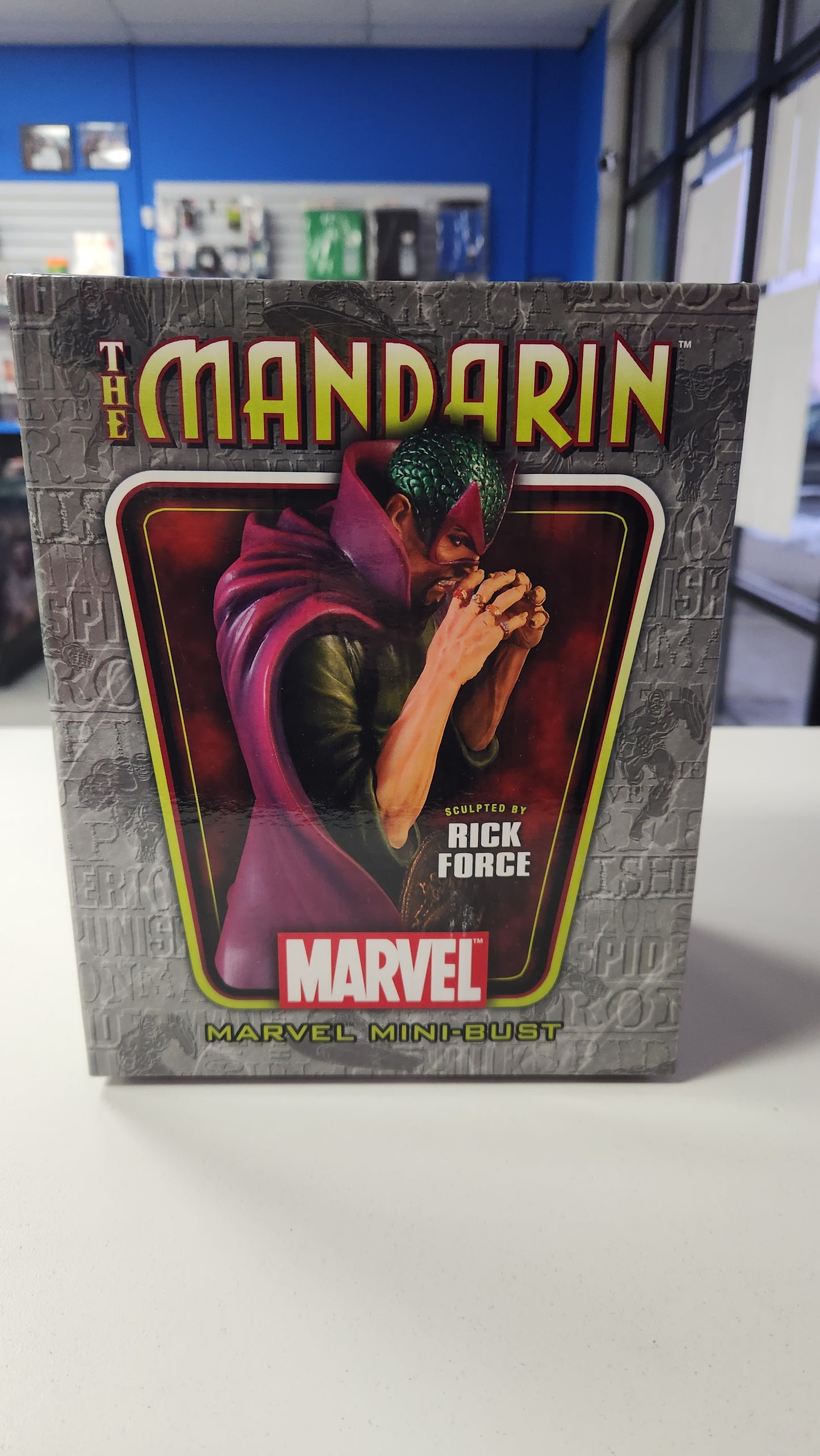 BOWEN DESIGNS THE MANDARIN MINI-BUST #448/1800