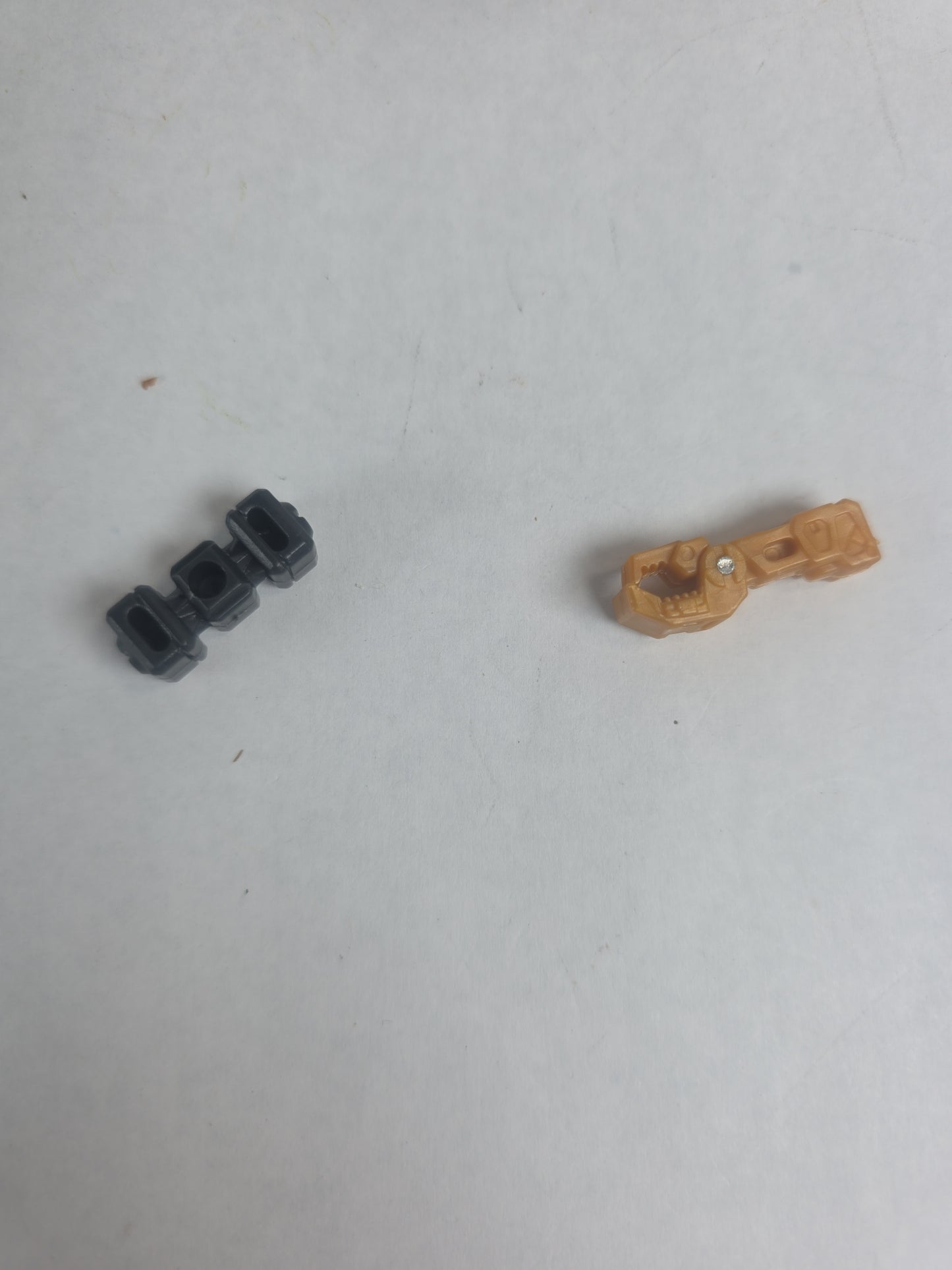 TRASNFORMERS CYBERTRON CANNONBALL COMPLETE FIGURE