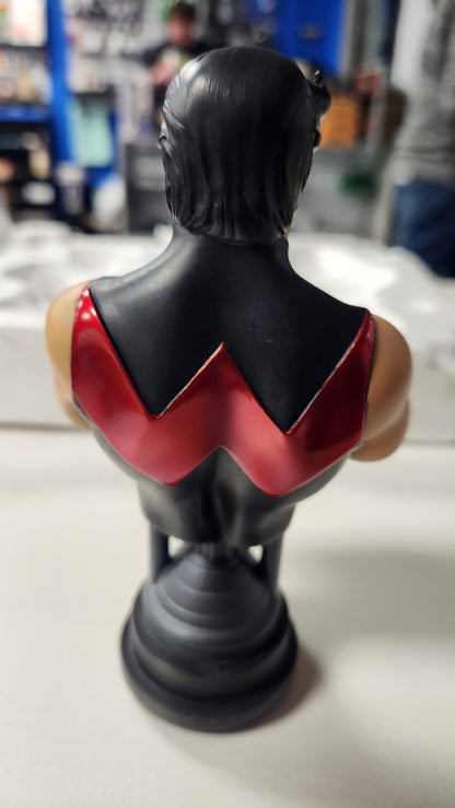BOWEN DESIGNS WONDER MAN MODERN VERSION MINI-BUST #566/800