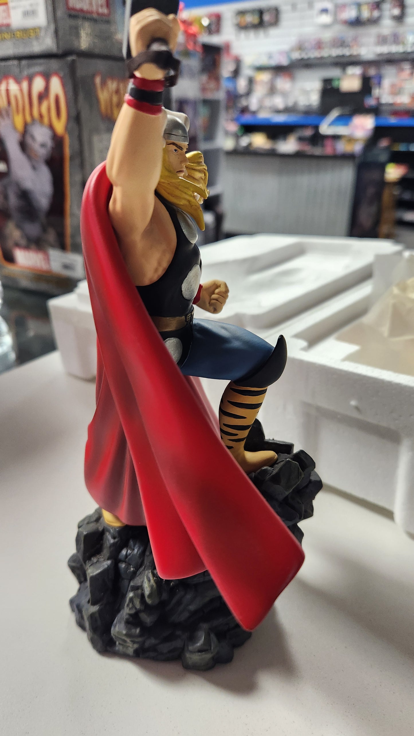 BOWEN DESIGNS THOR MINI-STATUE #761/5500
