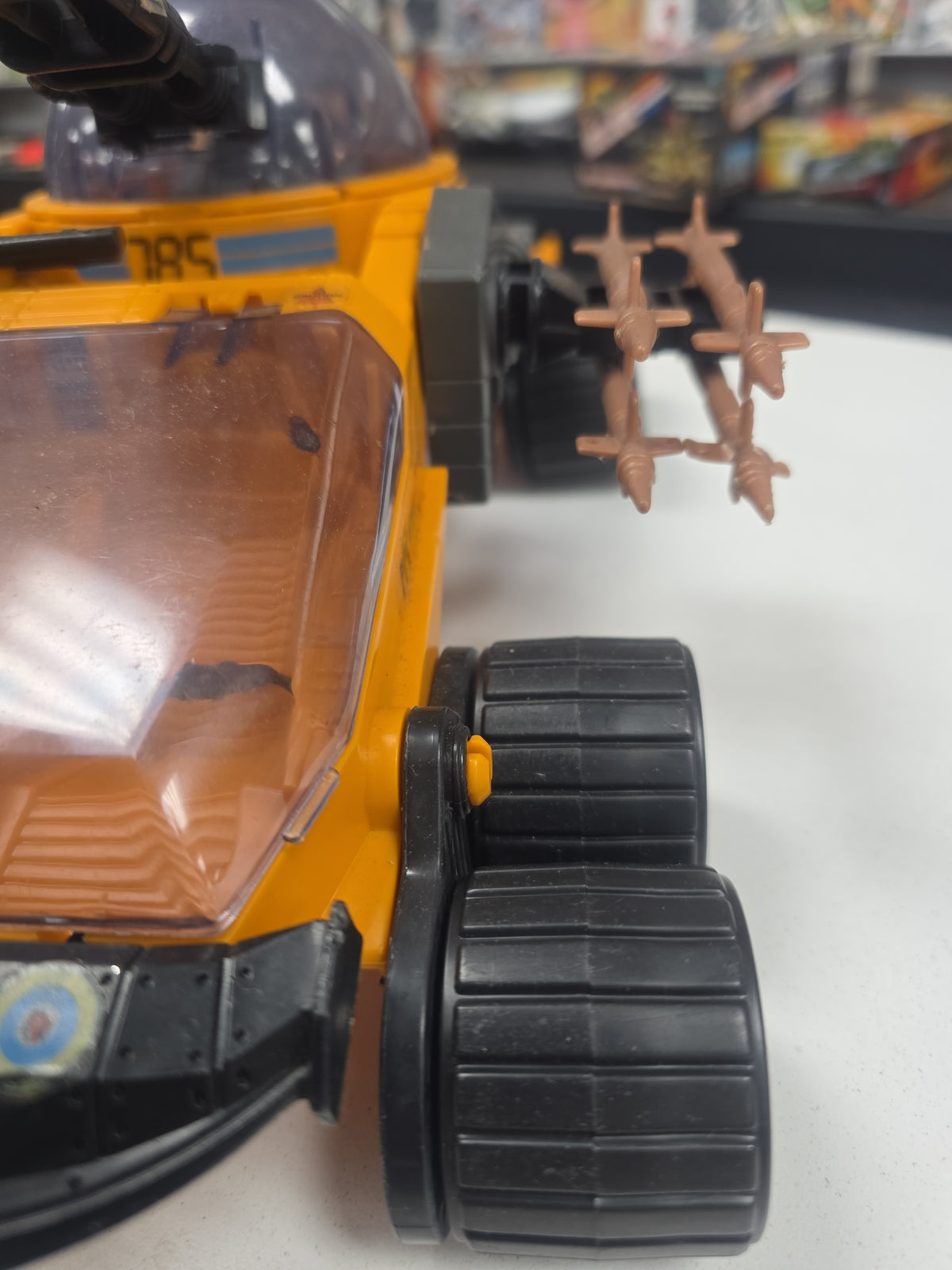 GI JOE VINTAGE 1989 DESTRO'S RAZORBACK W/WILD BOAR