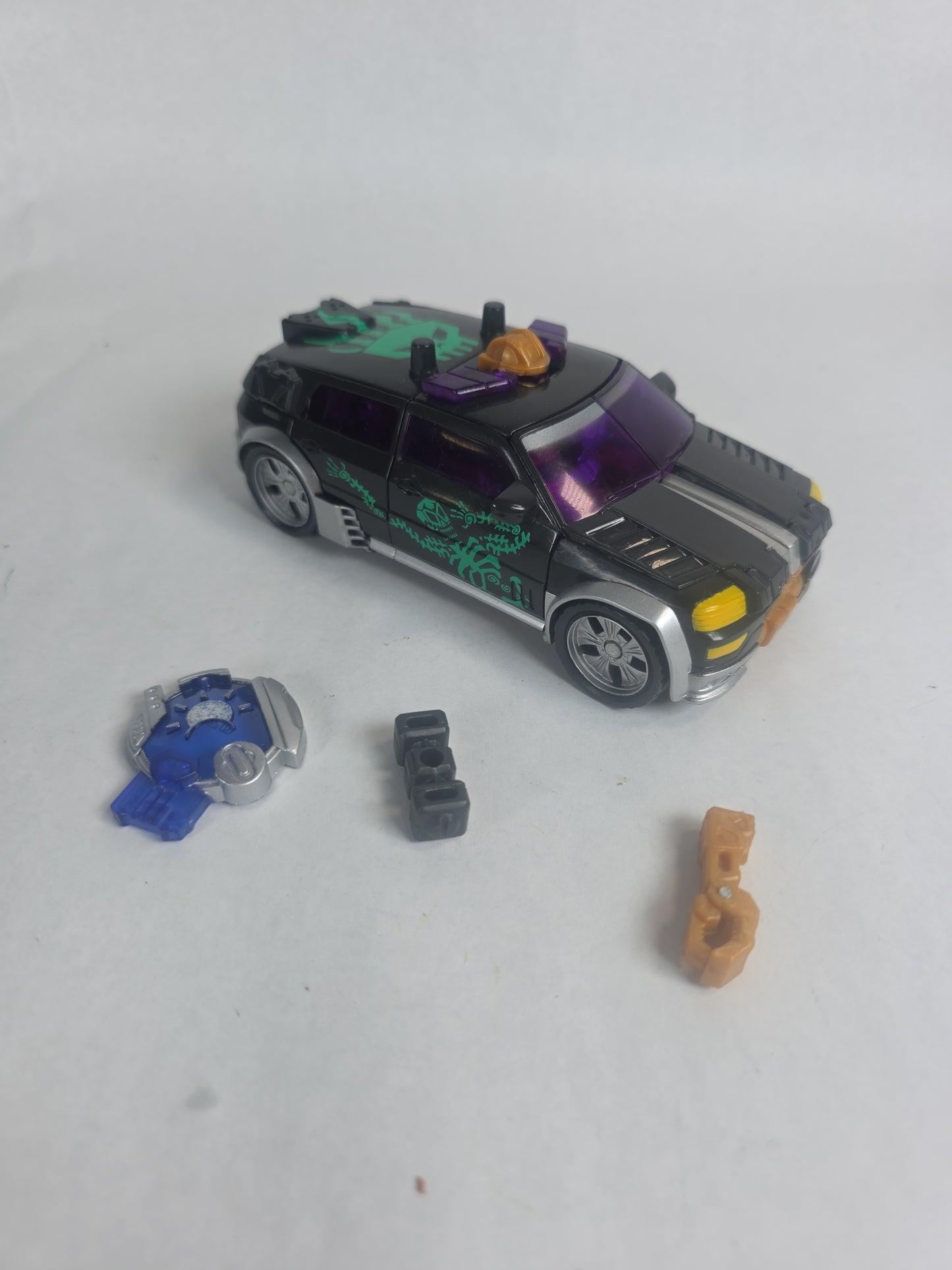 TRASNFORMERS CYBERTRON CANNONBALL COMPLETE FIGURE