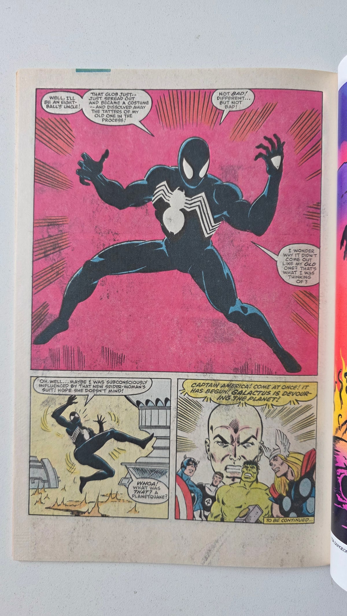 Marvel Super Heroes Secret Wars (1984) #08 - "Invasion!" Origin of Black Symbiote Costume, Iconic Cover Newsstand Editon