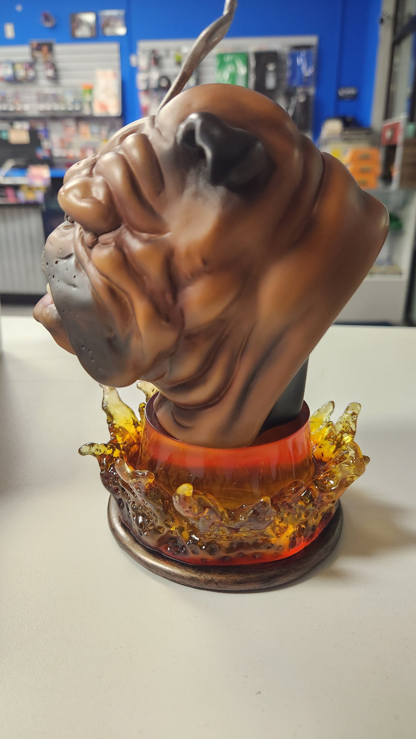 BOWEN DESIGNS LOCKJAW MINI-BUST #886/2000