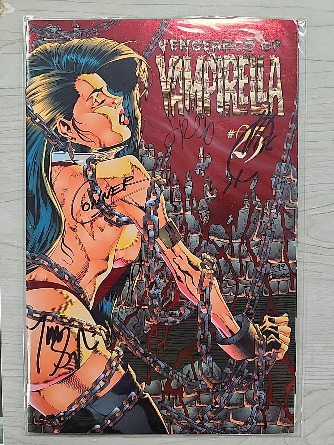 Vengeance of Vampirella #25 NM (Harris Comics) Signed Quesada Conner Red Foil